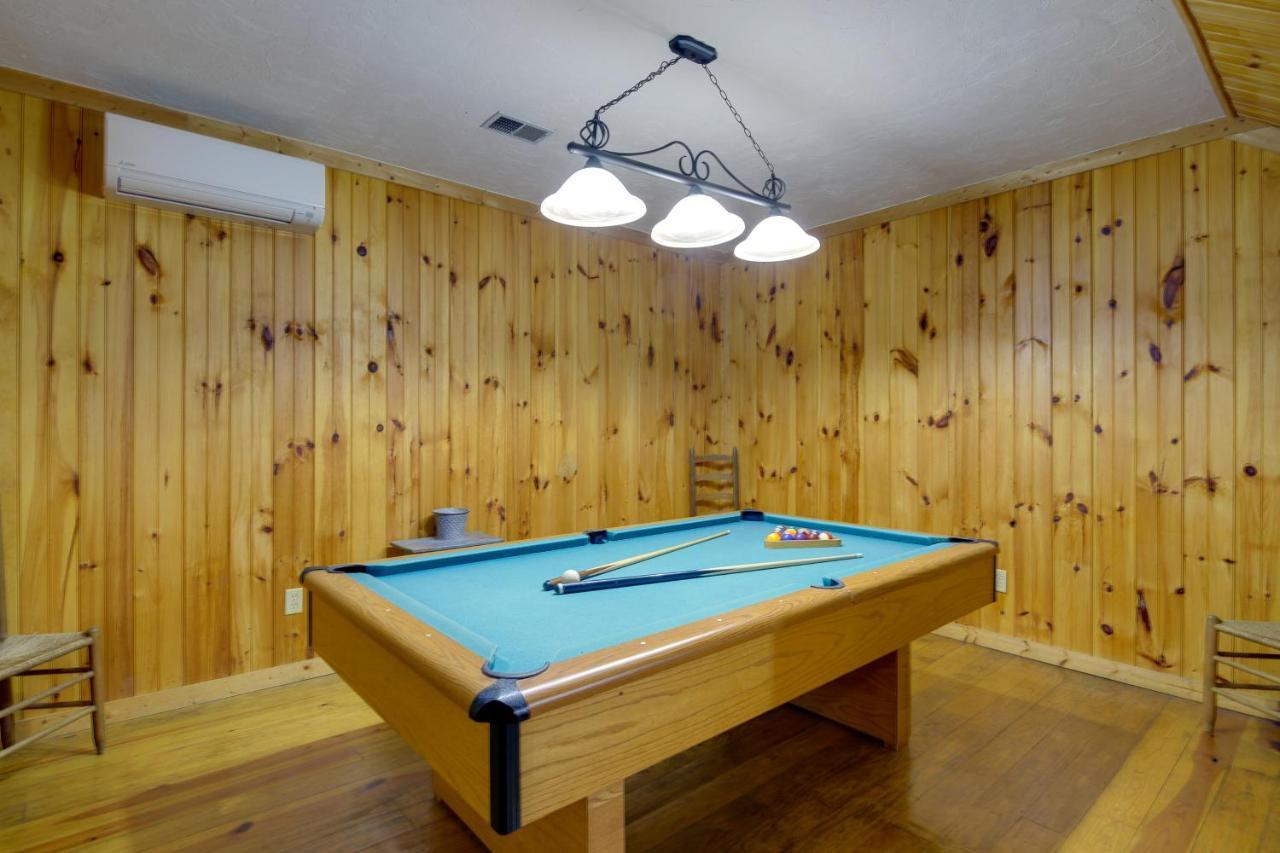 Smoky Mountains Cabin With Hot Tub, Deck And Views! Sevierville Buitenkant foto