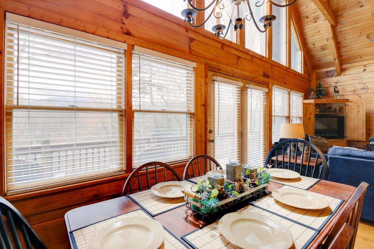 Smoky Mountains Cabin With Hot Tub, Deck And Views! Sevierville Buitenkant foto