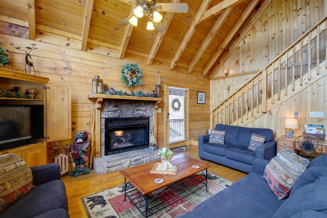 Smoky Mountains Cabin With Hot Tub, Deck And Views! Sevierville Buitenkant foto