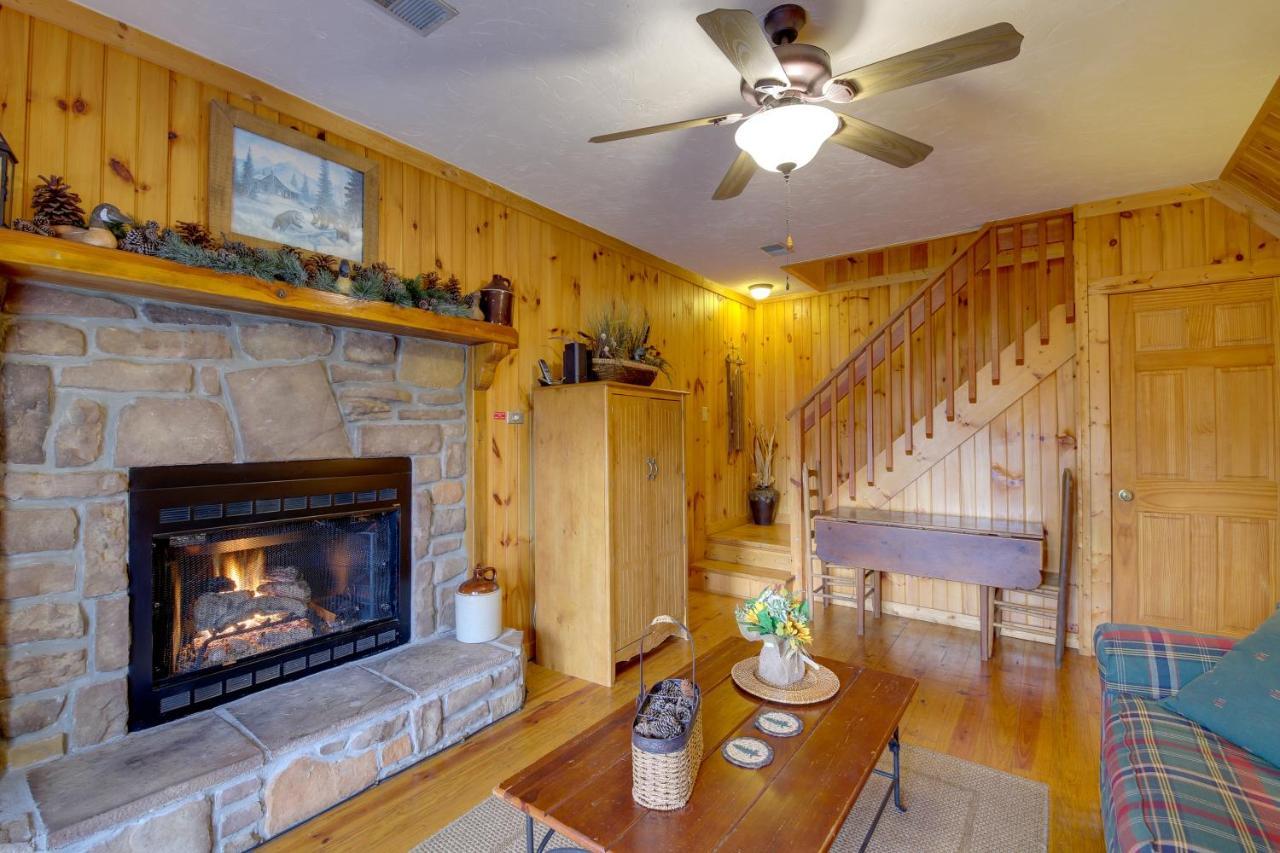Smoky Mountains Cabin With Hot Tub, Deck And Views! Sevierville Buitenkant foto